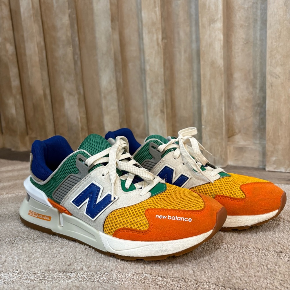SOLD New Balance 997H Men’s Sneakers